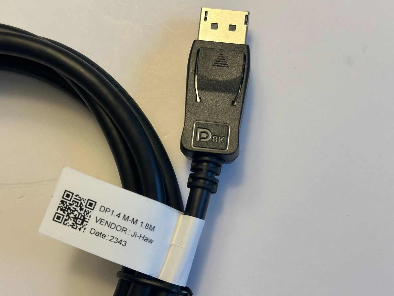 Lenovo OEM DisplayPort Cable 1.8M DP 1.4 4K 144Hz / 8K 60Hz Compatible